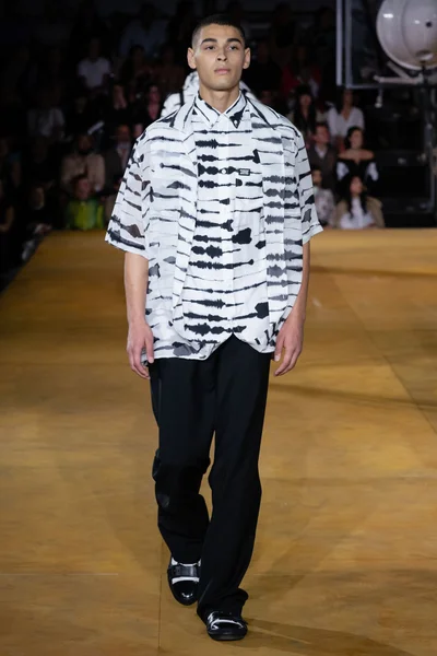 Look 62